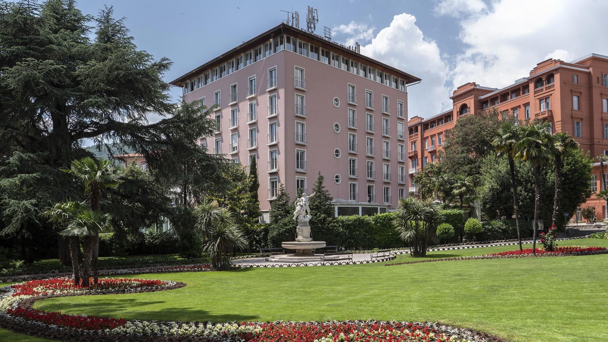 Hotel Amadria Park Milenij 5*